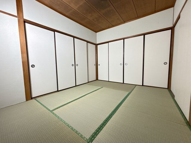 森西アパートの和室