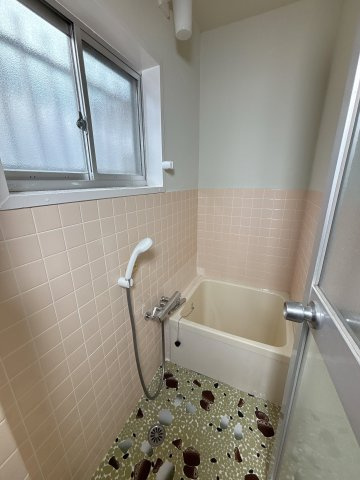 森西アパートの浴室