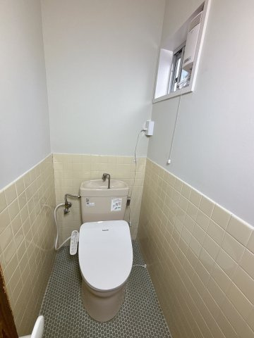 森西アパートのトイレ
