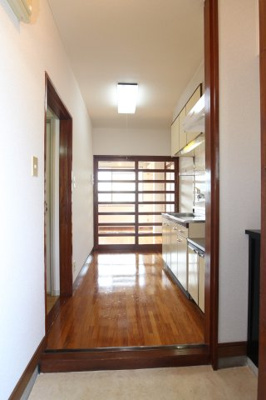 【玄関】 | クリスタルヴィラ