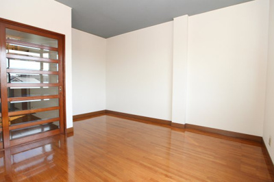 【居間・リビング】 | クリスタルヴィラ