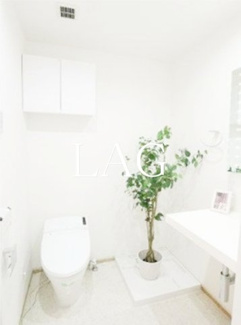 【トイレ】 | ウィンドワード市川 | トイレです。（家具は付きません。）