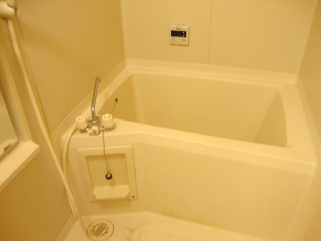 グランドパレス長泉Ａの浴室|バス