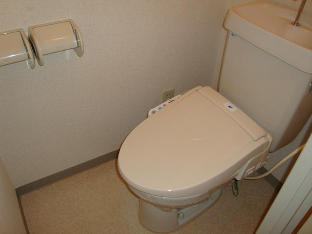 グランドパレス長泉Ａのトイレ|シャワー付トイレ