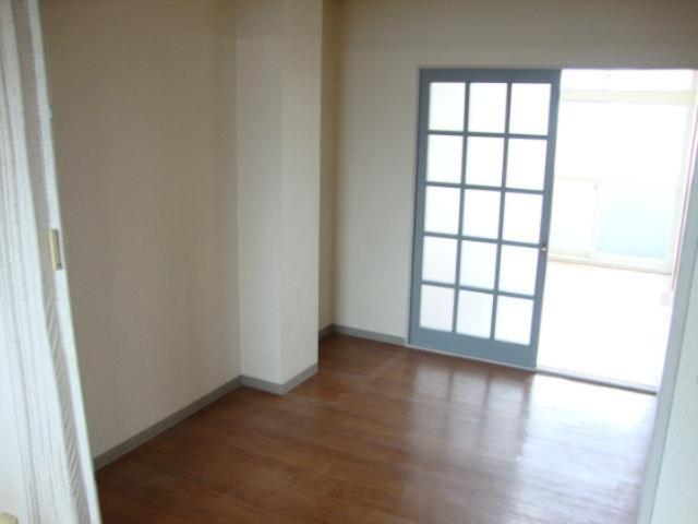 グランドパレス長泉Ａの居間・リビング