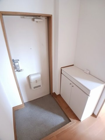 シティハイツ蘭の玄関