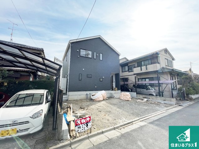 近江八幡市安土町下豊浦　第7期　新築一戸建ての外観|現在建築中！落ち着いた街並みで新生活を始めることが出来そう！周辺の物件も併せてご紹介させて頂きます！