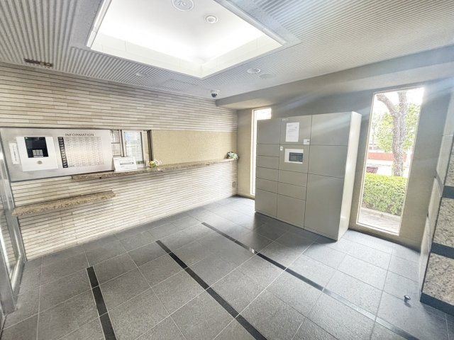 アルス神戸ポートアイランドのエントランス