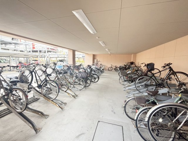 アルス神戸ポートアイランドの駐車場