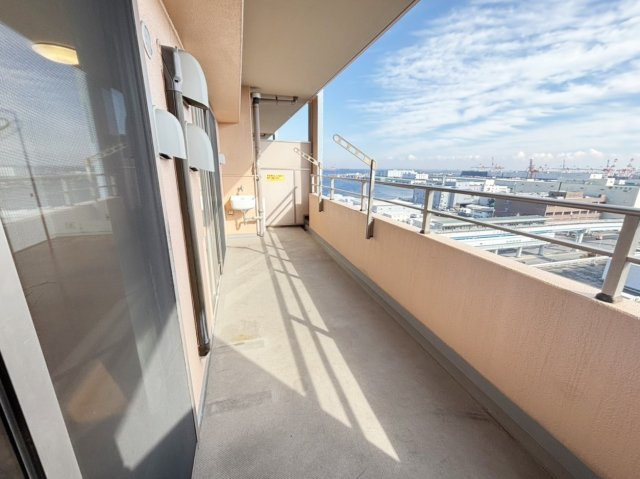 アルス神戸ポートアイランドのバルコニー