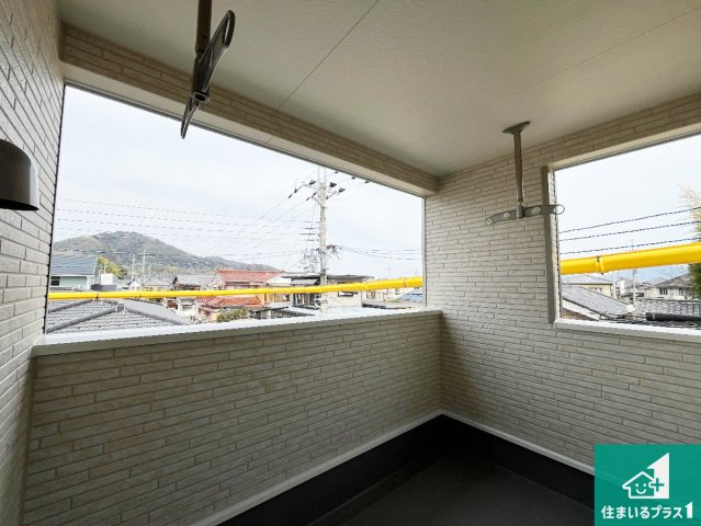 近江八幡市土田町　第4期　新築一戸建てのバルコニー|急な雨でも安心のインナーバルコニー！