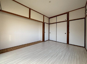 西島戸建の内装