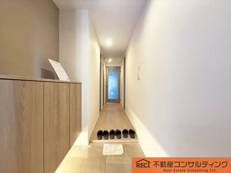 コスモ芦屋川シーサイドテラスの玄関