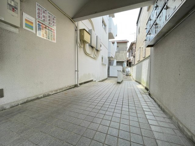 ワイズレジデンス垂水のエントランス