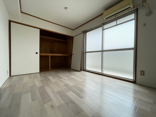 ワイズレジデンス垂水の寝室