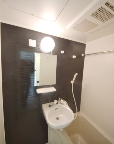 バーミープレイス青砥の洗面所