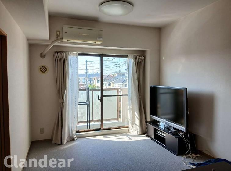 藤和ライブタウン松戸新八柱の居間・リビング|ドキドキの新生活も、安心してスタート。ぴったりの住まいを見つけませんか？クランディアが一緒に住まい選びをサポートします‼　まずは、お気軽にお問合せください　＃クランディア