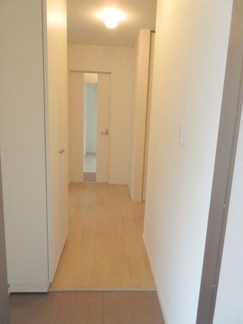 ラフレシール桜山の玄関