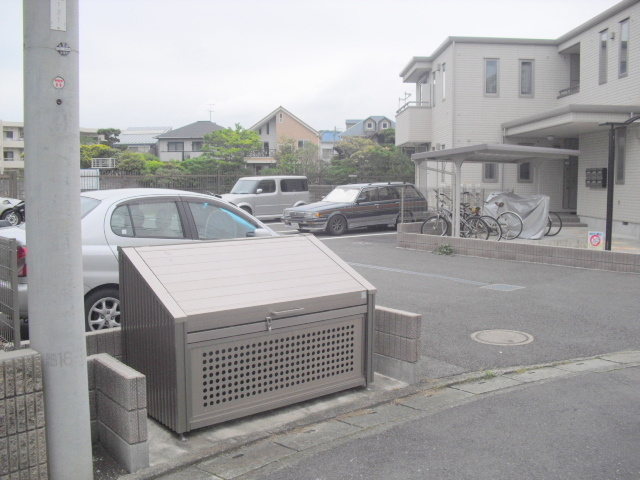 ラフレシール桜山のその他共用部分|敷地内ゴミ置き場