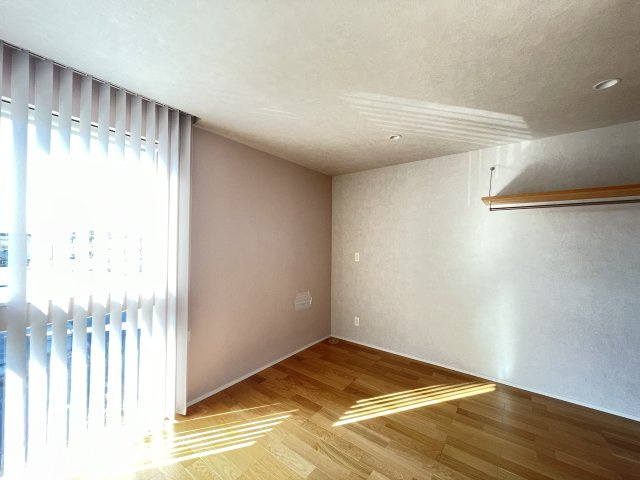 おいらせ町鶉久保の洋室