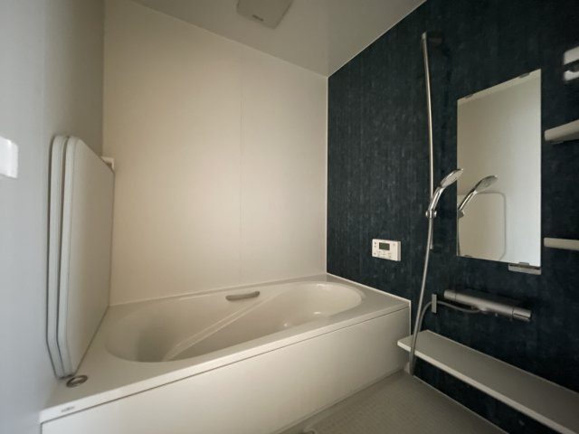 おいらせ町鶉久保の浴室