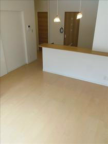 ＬＵＸＥ宝神Ｂの居間・リビング