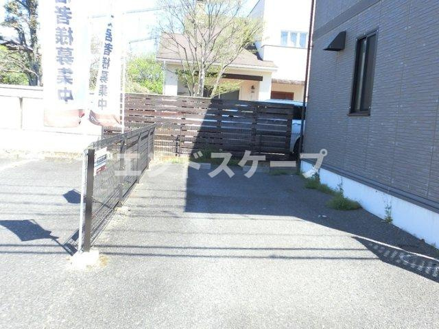 ファミールデュオの駐車場|高崎、前橋のお部屋探しはエンドスケープまで！お客様の理想お聞かせ下さい♪