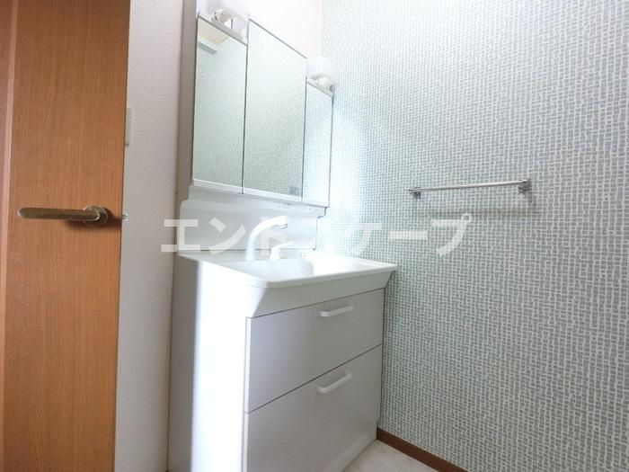 ファミールデュオの洗面所|高崎、前橋のお部屋探しはエンドスケープまで！お客様の理想お聞かせ下さい♪