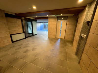 【エントランス】 | プレサンスロジェ京都西大路五条 | 安心のオートロック♪