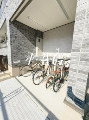 【その他共用部分】 | LibreⅡ番館 | 駐輪場です。