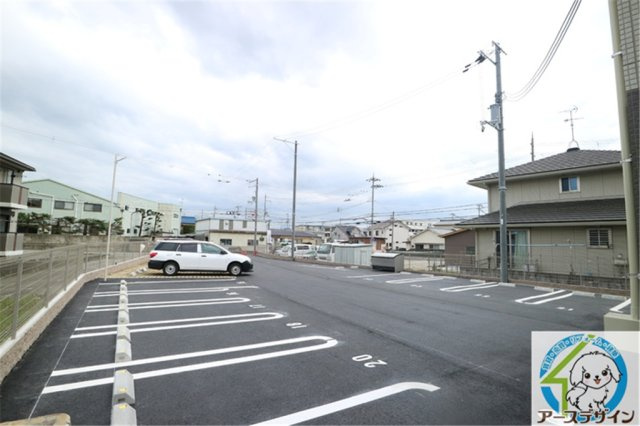 カーサ・フェリーチェ平田の駐車場|パース写真