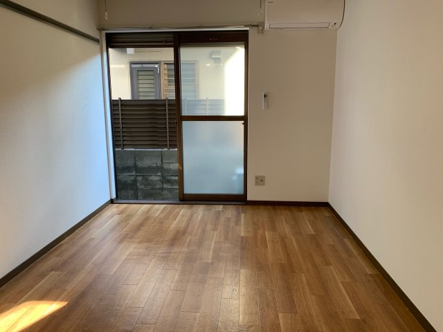 武蔵野市吉祥寺北町２丁目の賃貸マンションの居間・リビング