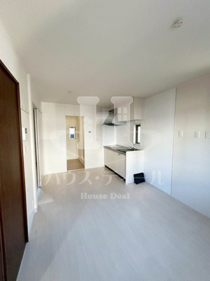 【居間・リビング】 | グランヴェルデ中央 | おしゃれな居間です