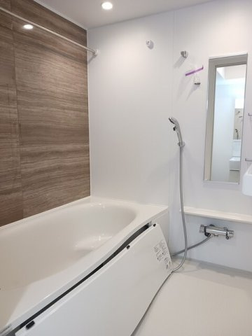 ジックス石原　Ｃの浴室