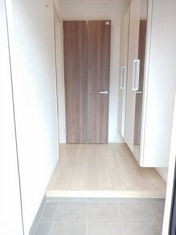 ジックス石原　Ｃの玄関