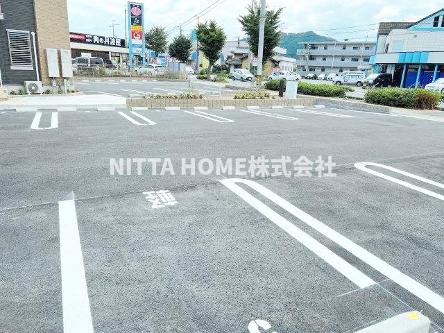ボナールⅠの駐車場|敷地内に駐車場も完備！