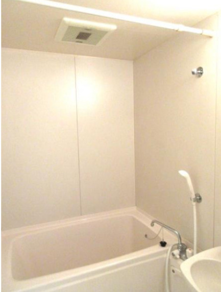 ヒルズ代官山　角部屋　分譲　常時ゴミ出し可　リノベーションの浴室