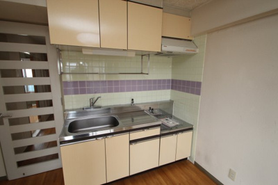 【キッチン】 | セシーズイシイ5 | ※同建物ほかのお部屋の写真です。