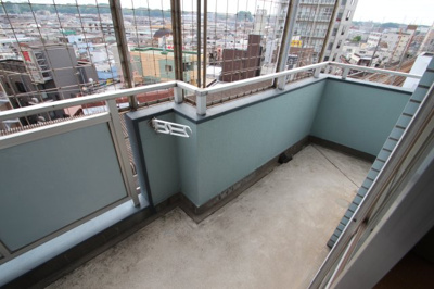 【バルコニー】 | セシーズイシイ5 | ※同建物ほかのお部屋の写真です。