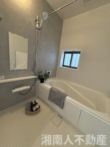 茅ケ崎市柳島１丁目　全3棟　の浴室|お風呂です