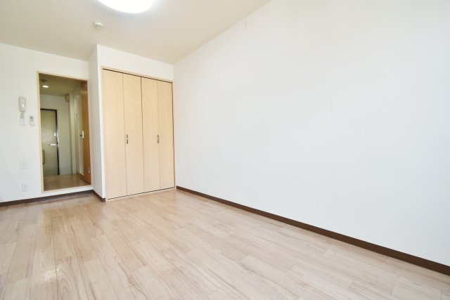 ハイツコンフォートの居間・リビング