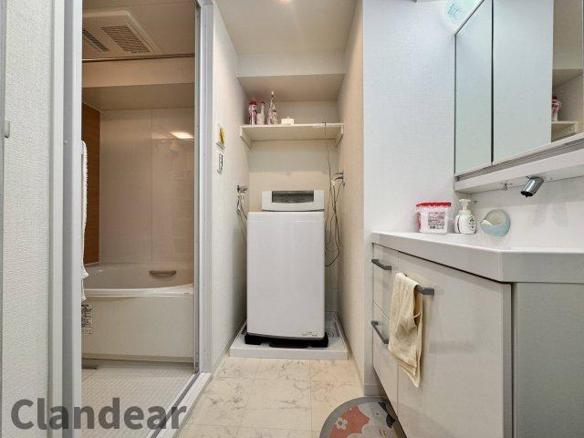 パシフィック西日暮里の洗面所|ドキドキの新生活も、安心してスタート。ぴったりの住まいを見つけませんか？クランディアが一緒に住まい選びをサポートします‼　まずは、お気軽にお問合せください　＃クランディア