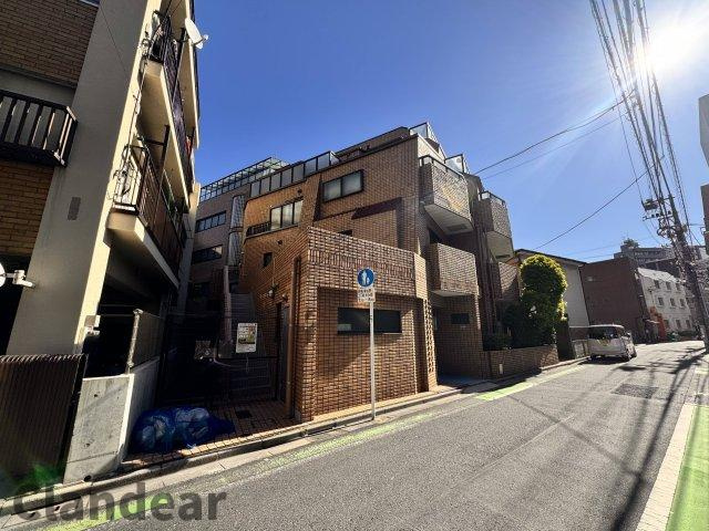 パシフィック西日暮里の外観|ドキドキの新生活も、安心してスタート。ぴったりの住まいを見つけませんか？クランディアが一緒に住まい選びをサポートします‼　まずは、お気軽にお問合せください　＃クランディア