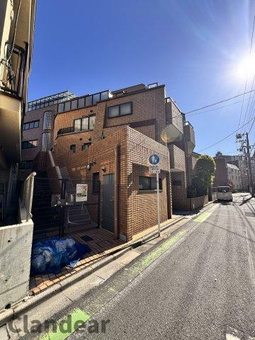 パシフィック西日暮里の外観|ドキドキの新生活も、安心してスタート。ぴったりの住まいを見つけませんか？クランディアが一緒に住まい選びをサポートします‼　まずは、お気軽にお問合せください　＃クランディア