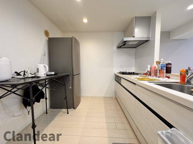 パシフィック西日暮里のキッチン|ドキドキの新生活も、安心してスタート。ぴったりの住まいを見つけませんか？クランディアが一緒に住まい選びをサポートします‼　まずは、お気軽にお問合せください　＃クランディア