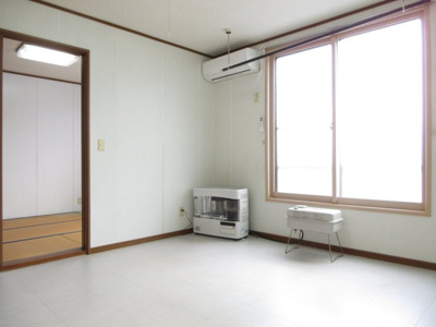 【居間・リビング】 | ピアネス東台 B棟