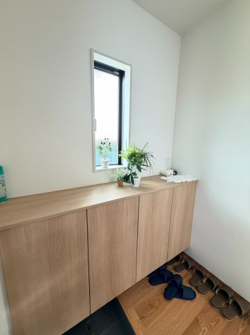 ☆選べる家具プレゼント☆南梅本　新築建売の玄関