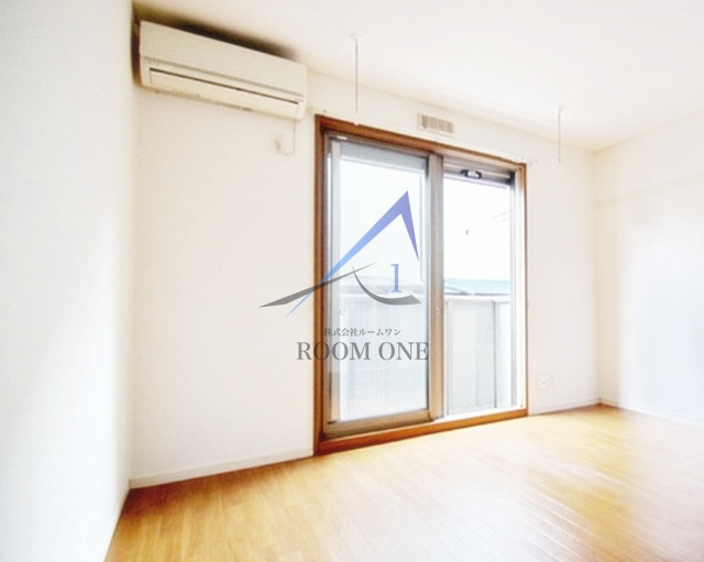 エルメゾンＭの居間・リビング|洋室のお部屋です。