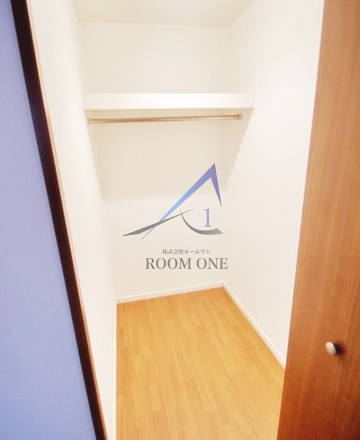 エルメゾンＭの収納|ウォークインクローゼットです。