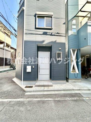中川西1丁目一戸建のエントランス